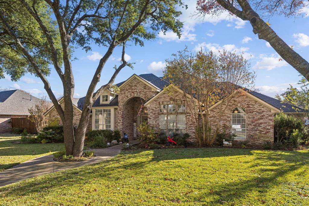 106 Hummingbird Lane - Photo 1