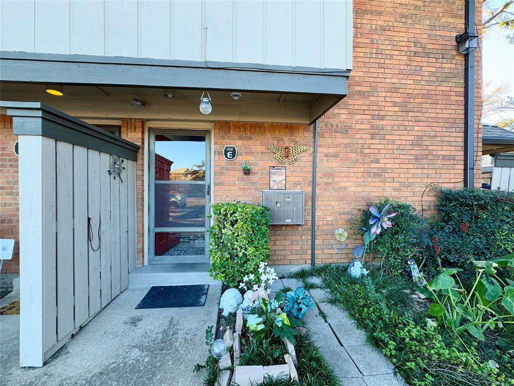 2814 Lineville Drive - Photo 1