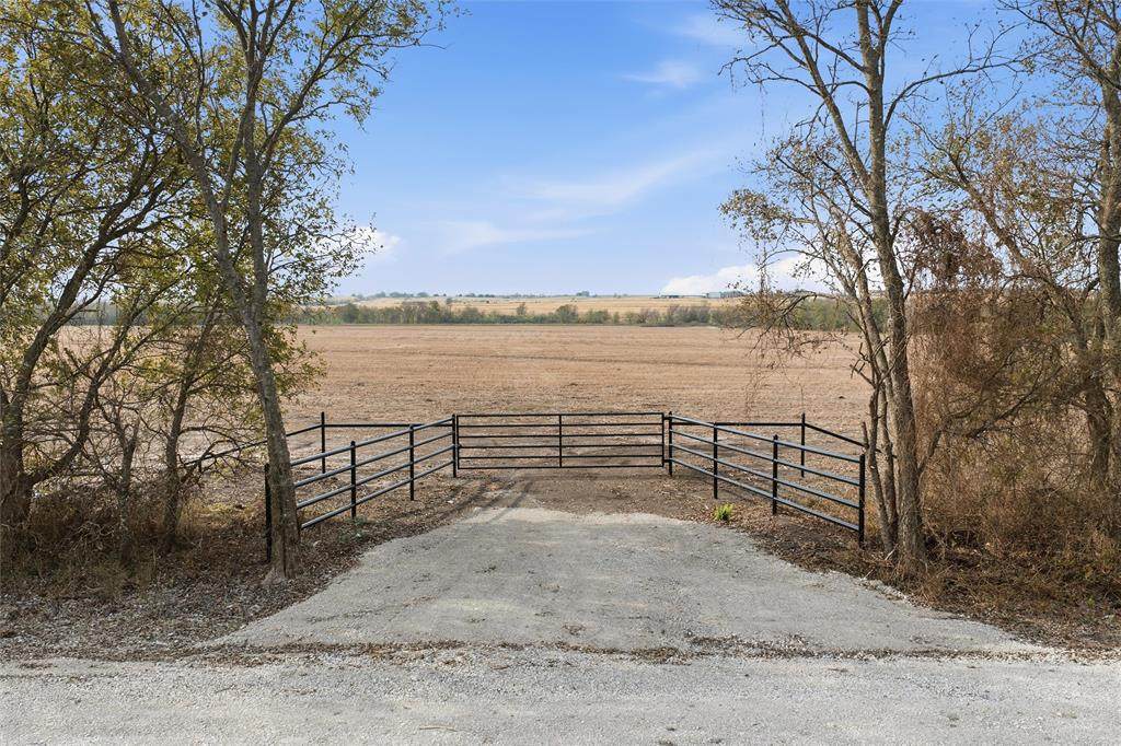 Tract 7, TBD County Road 3204 - Photo 1