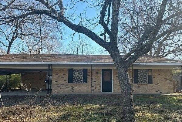1041 5th Street - Photo 1