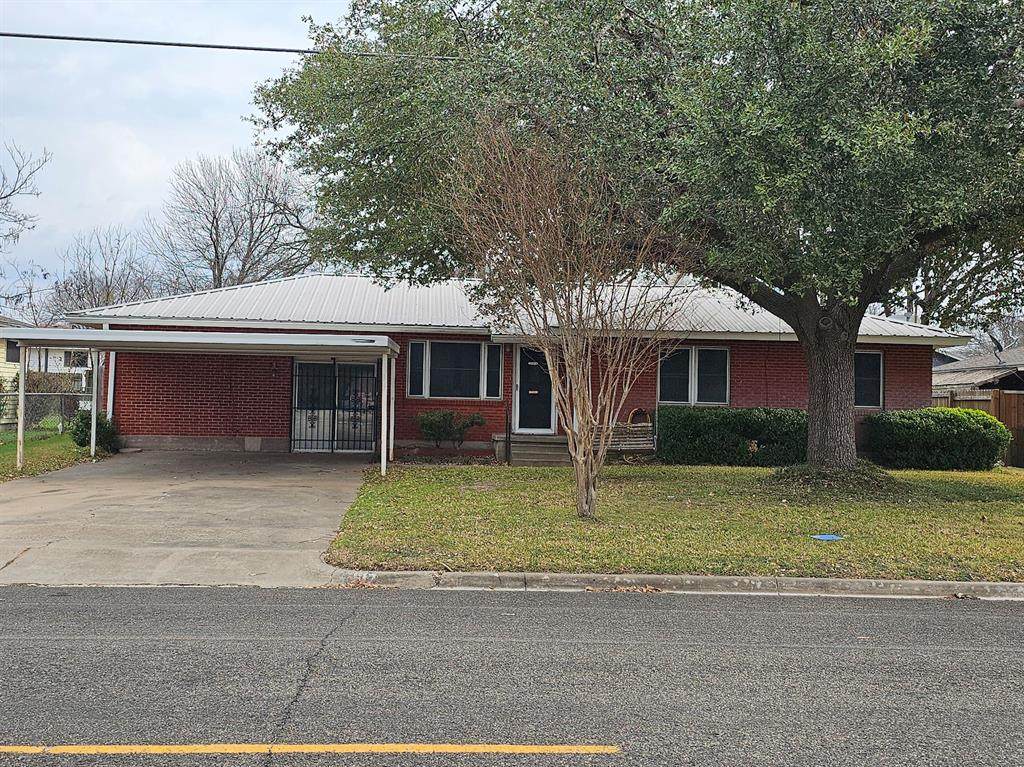 817 Lacy Drive - Photo 1