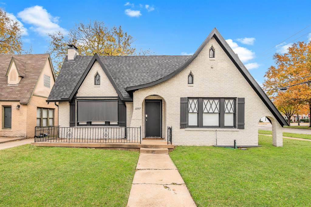 3257 Greene Avenue - Photo 1