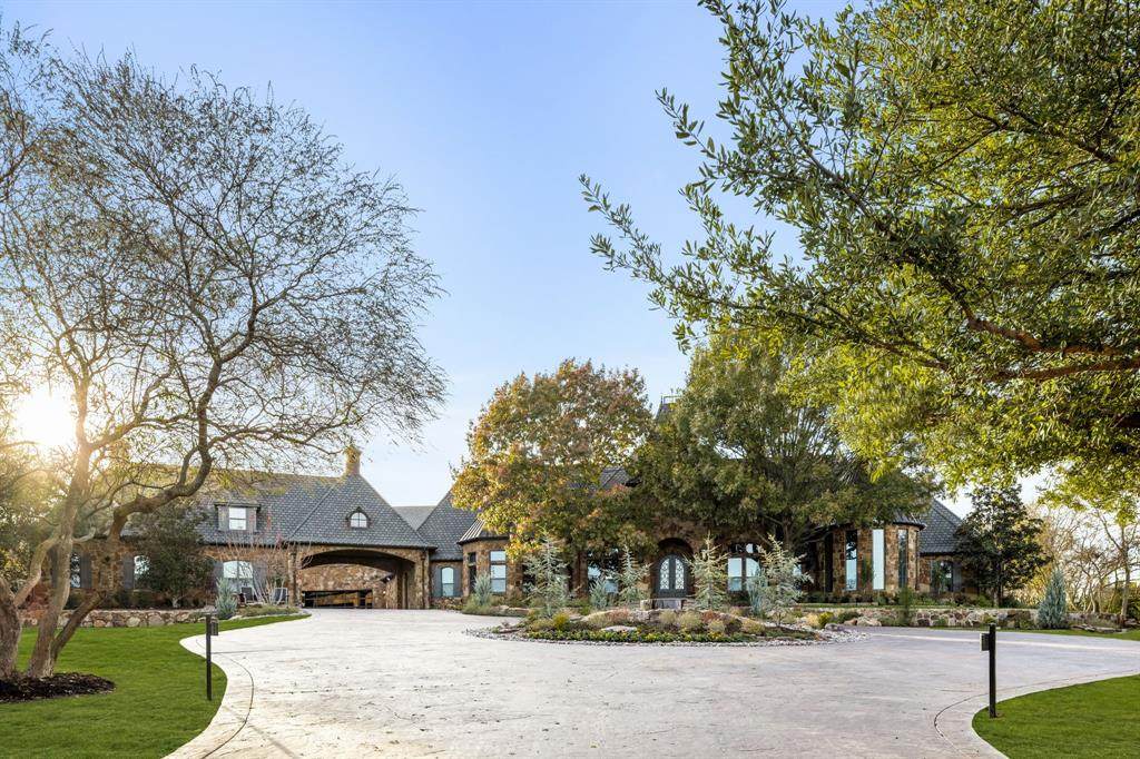 2656 Twelve Oaks Lane - Photo 1