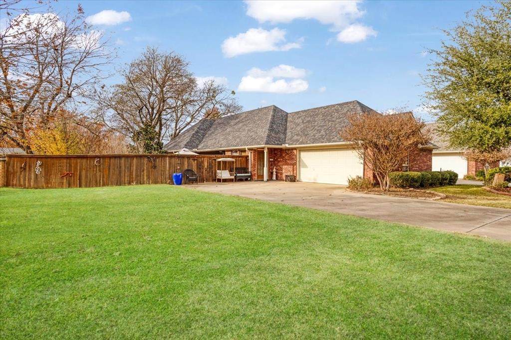 2700 Rex Cruse Drive - Photo 1