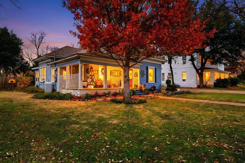 1309 Austin Street - Photo 1