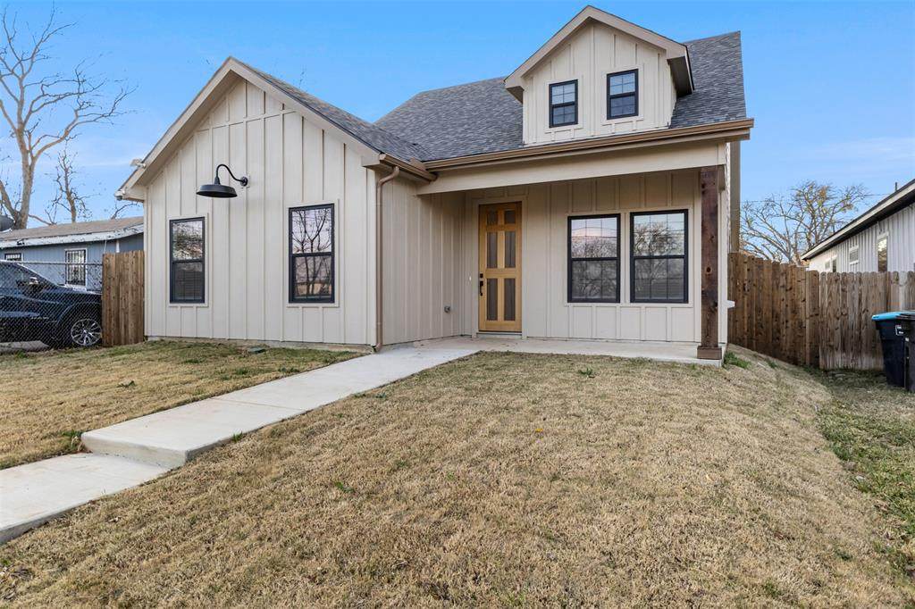 1804 Vincennes Street - Photo 1