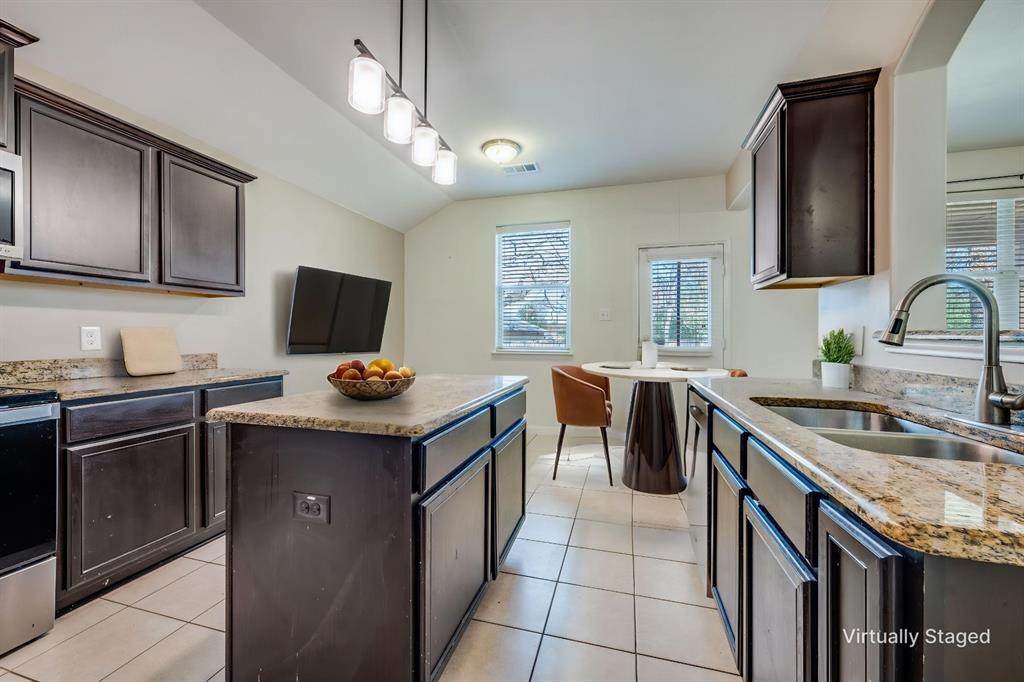 2813 Joshua Street - Photo 1