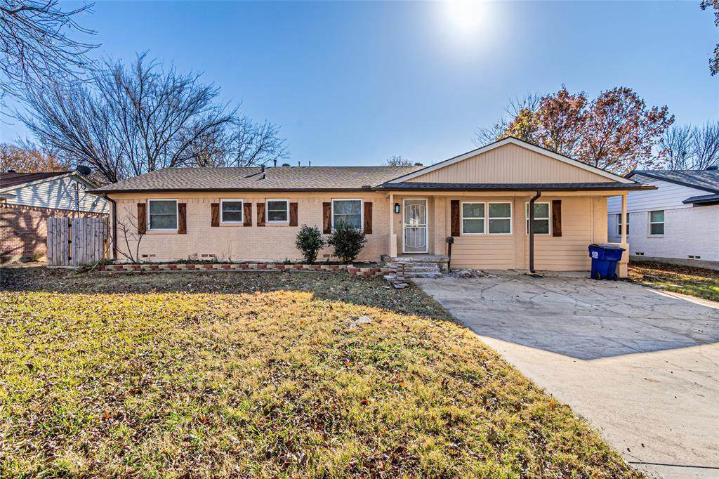 2976 Mark Twain Drive - Photo 1