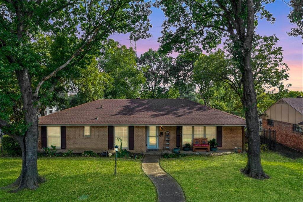 3483 Navajo Circle - Photo 1