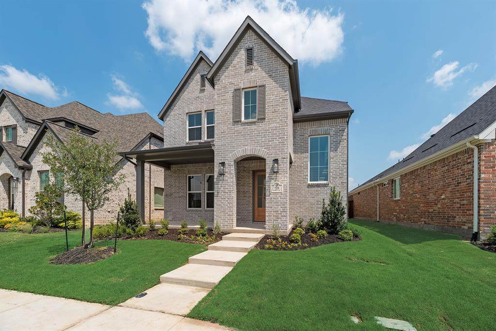 729 Isabel Street - Photo 1