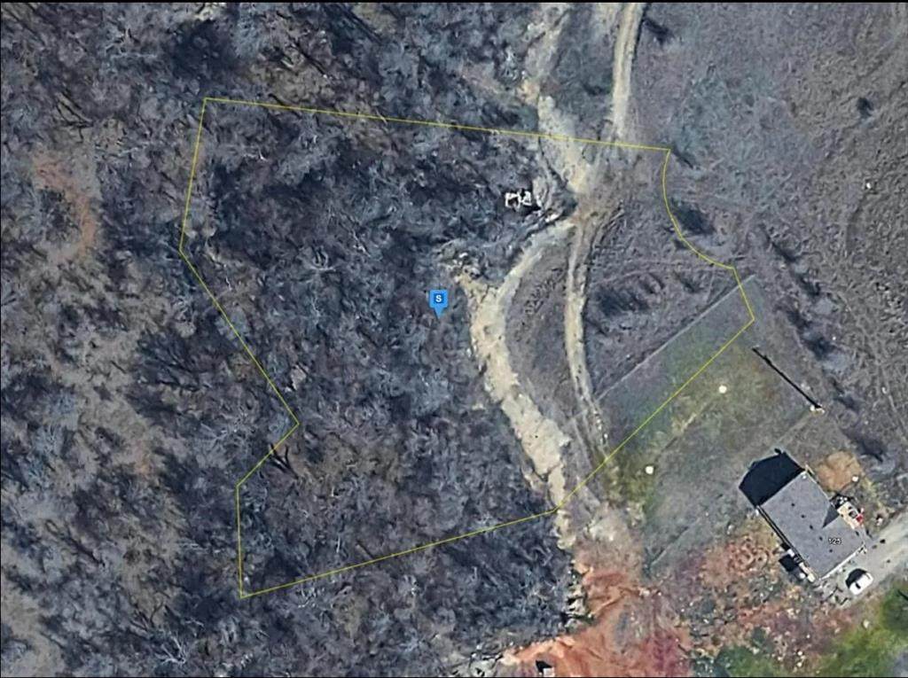 129 Stewart Dr - Photo 1