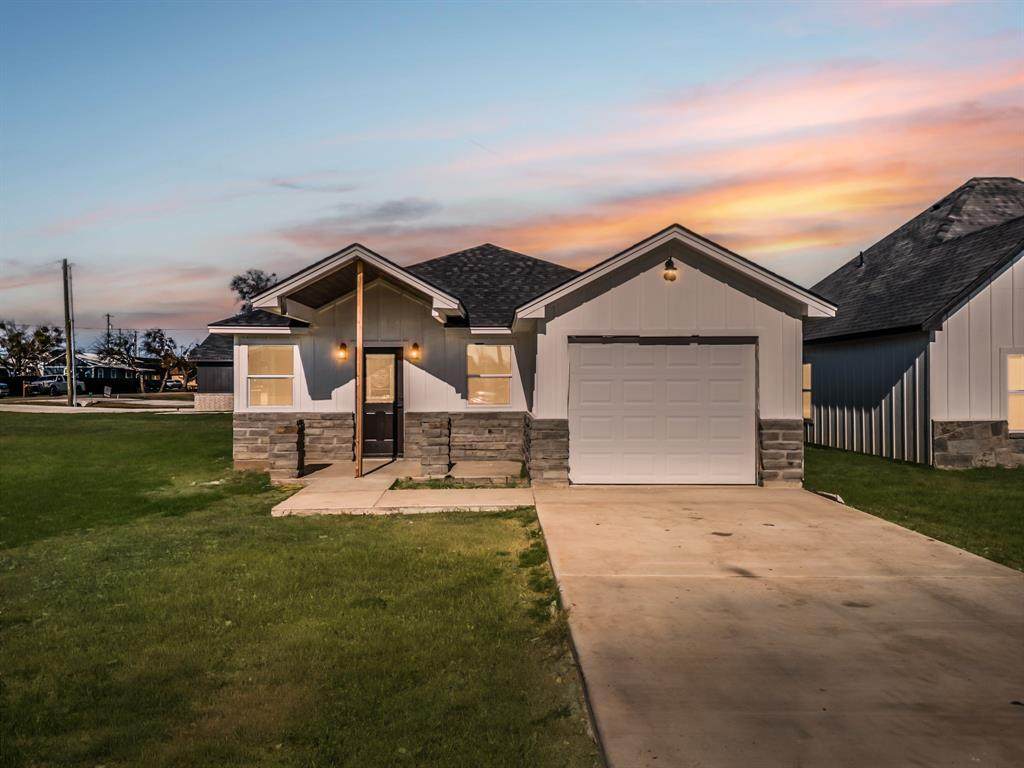 203 South Street - Photo 1