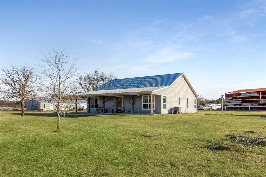 10166 Fm 3094 - Photo 1