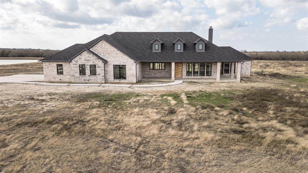 4112 County Road 1098 - Photo 1