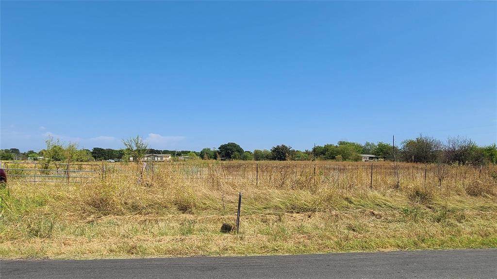 8895 County Road 3609 - Photo 1