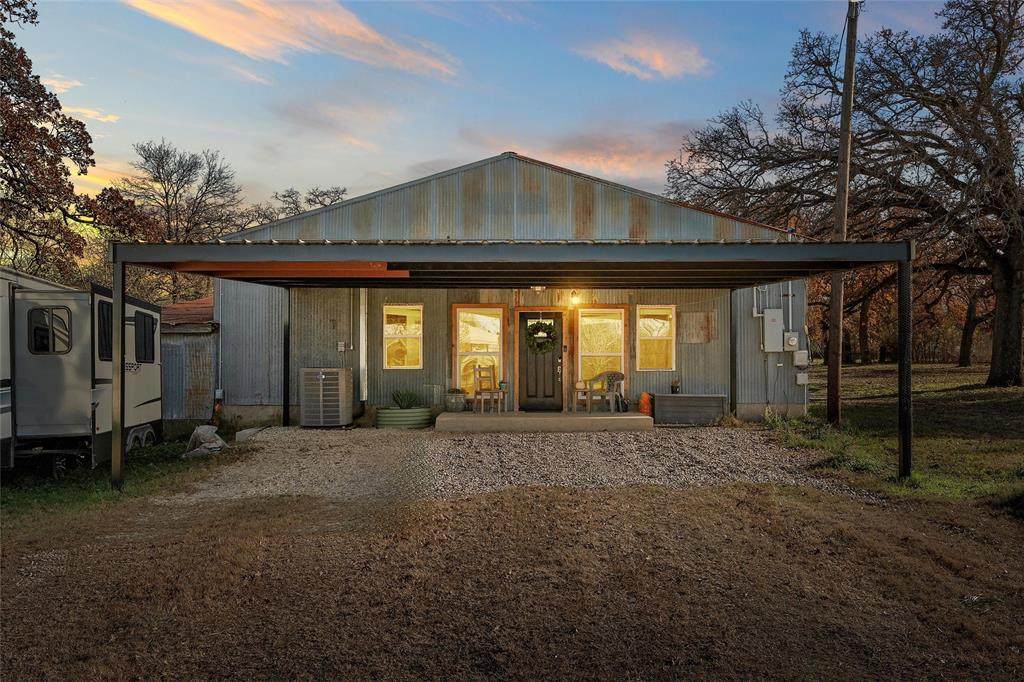 221 Saffle Road - Photo 1