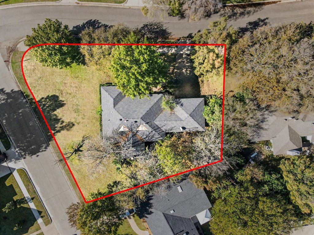 9734 Mixon Drive - Photo 1