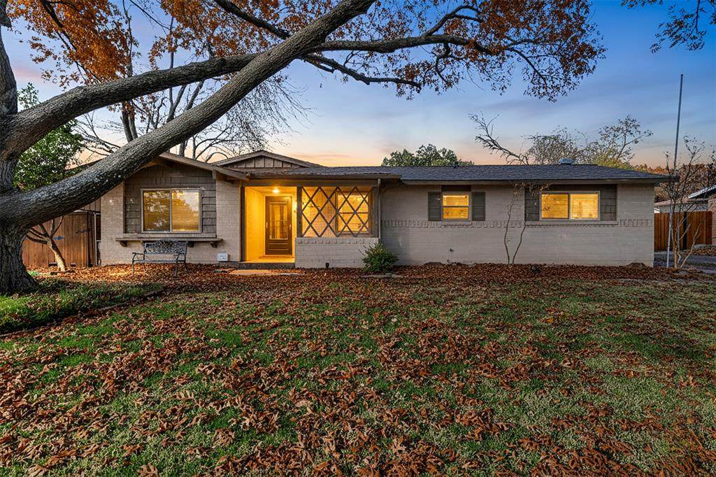 718 Silverstone Drive - Photo 1