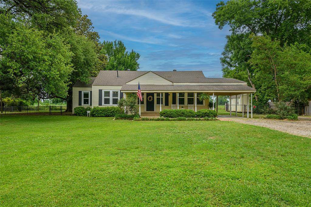 208 Louisiana Street - Photo 1