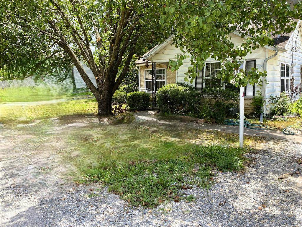 815/811/817 12th Street - Photo 1