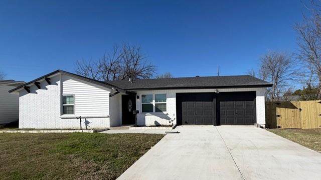 4436 Fair Park Boulevard - Photo 1