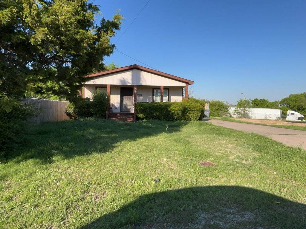 2511 Kavasar Drive - Photo 1