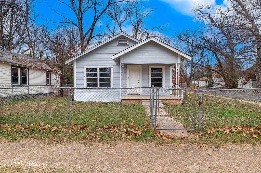 329 Edwards Street - Photo 1