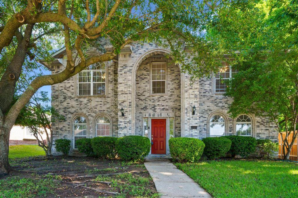 803 Sterling Court - Photo 1