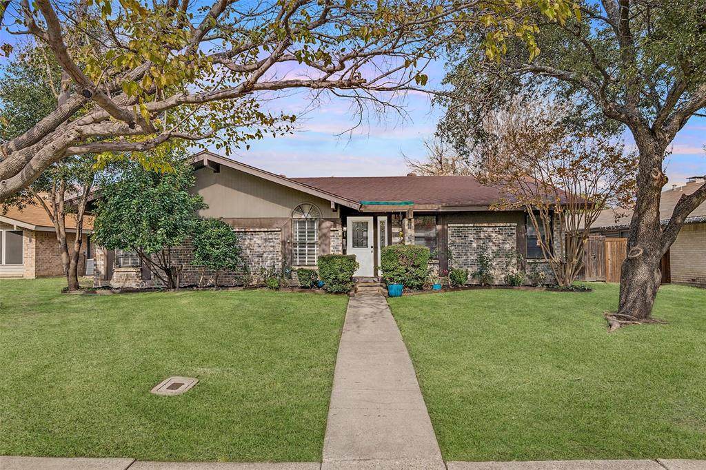 1365 Forestglen Drive - Photo 1