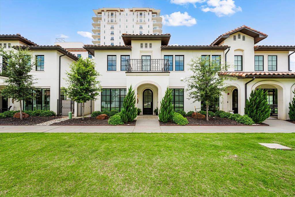 2850 Lakeside Parkway - Photo 1