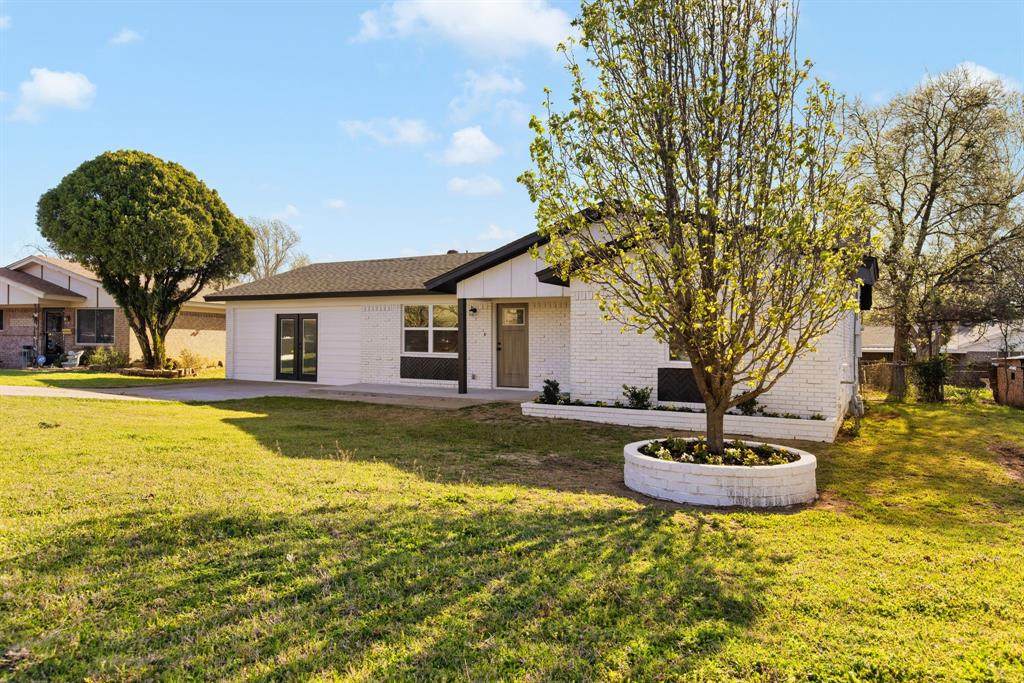 6509 Tina Court - Photo 1