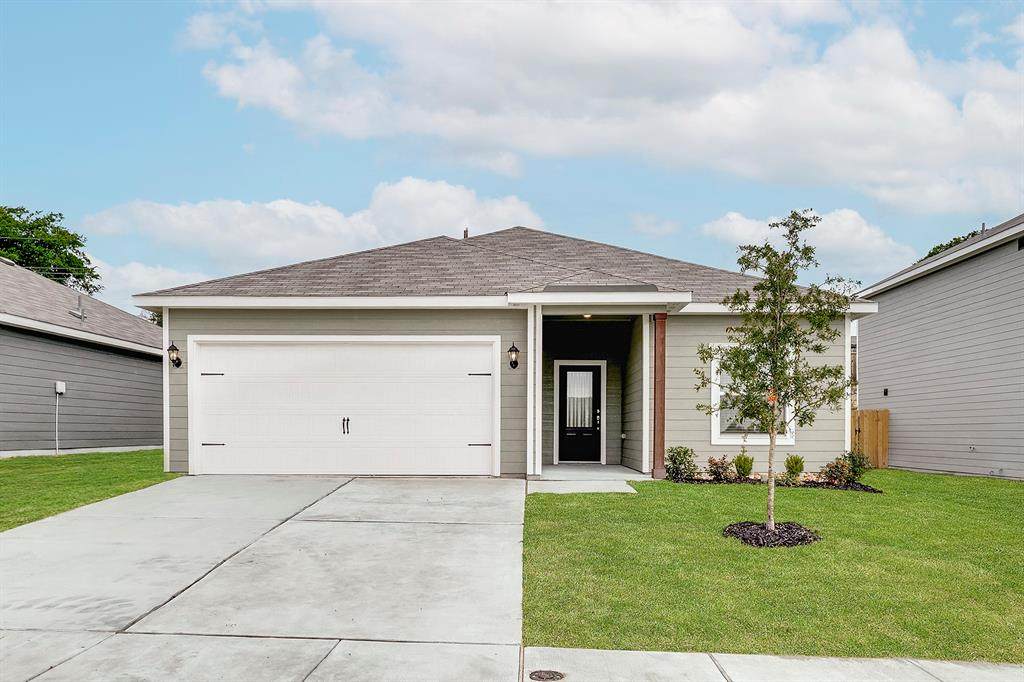 6319 Crosswood Lane - Photo 1