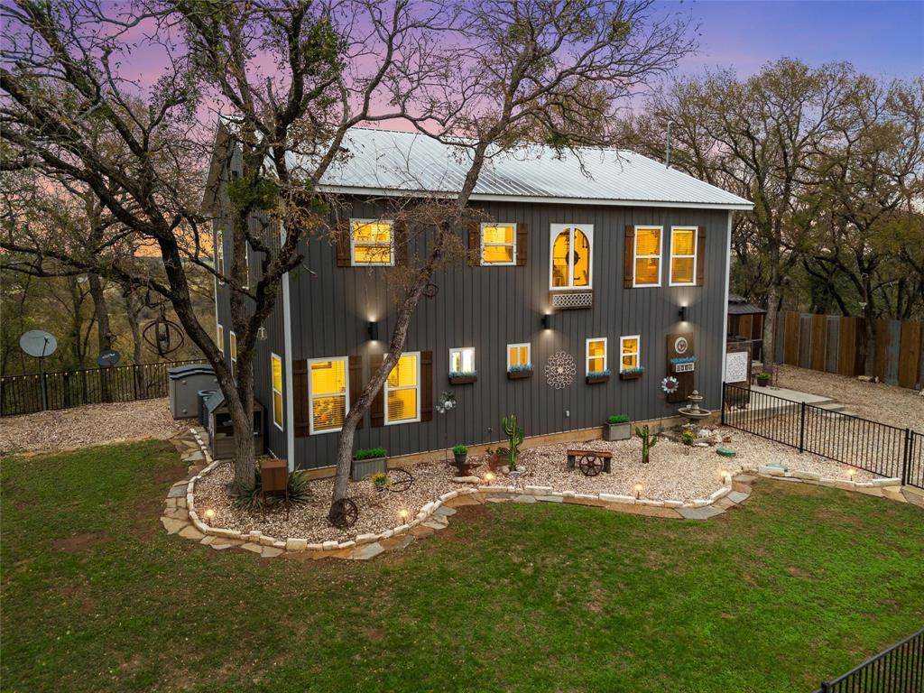 1307 Range Road - Photo 1