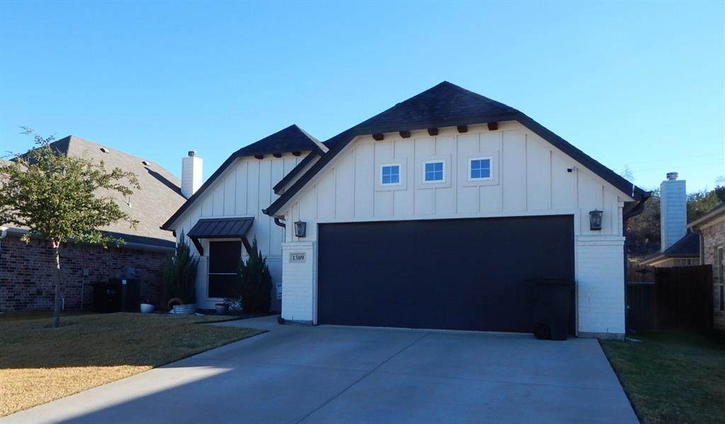 1309 Ridgeview Drive - Photo 1