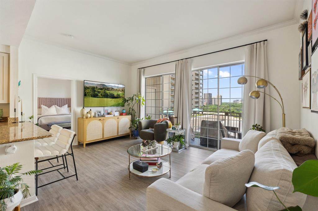 3225 Turtle Creek Boulevard - Photo 1