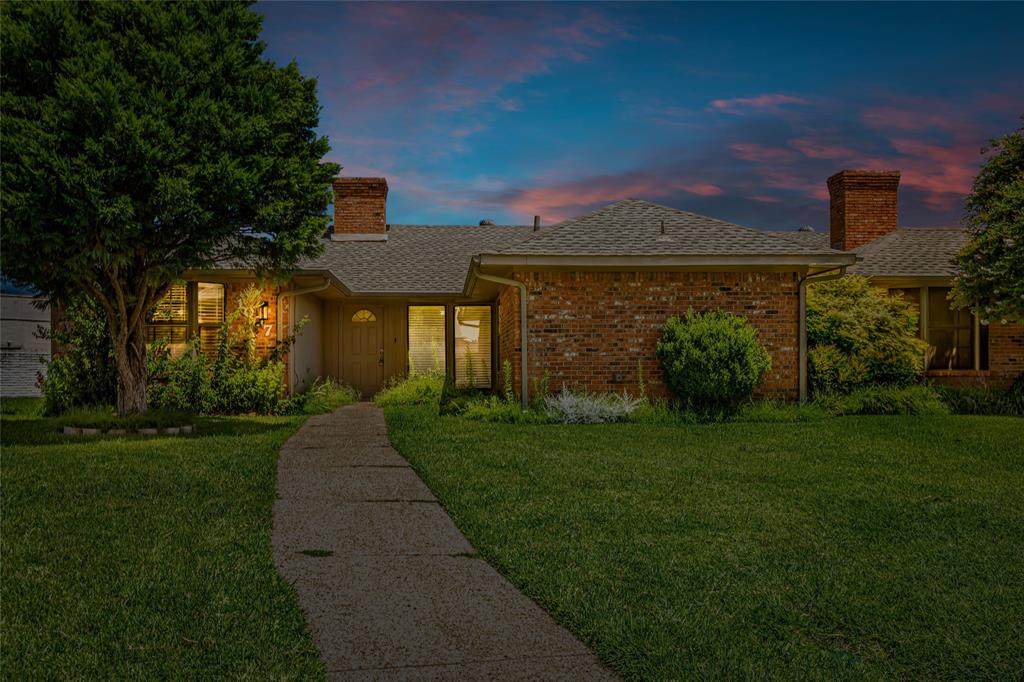 1007 Wimbledon Lane - Photo 1