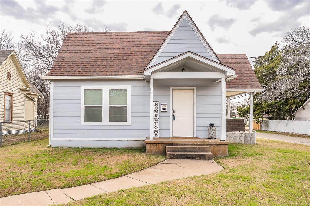 800 Elm Street - Photo 1