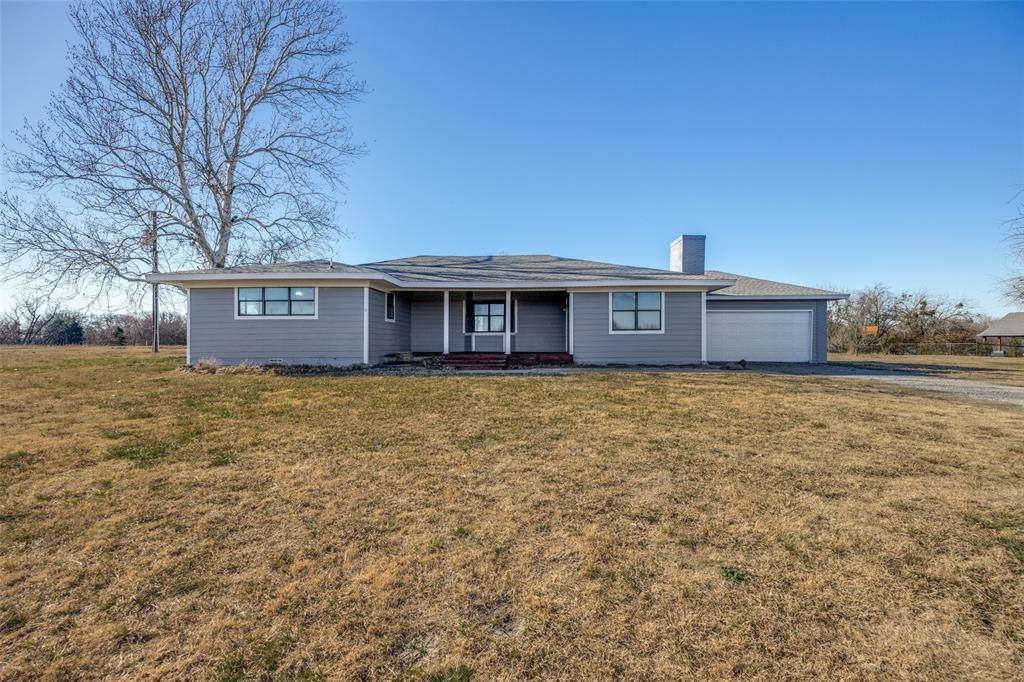 226 Glen Meadows Drive - Photo 1