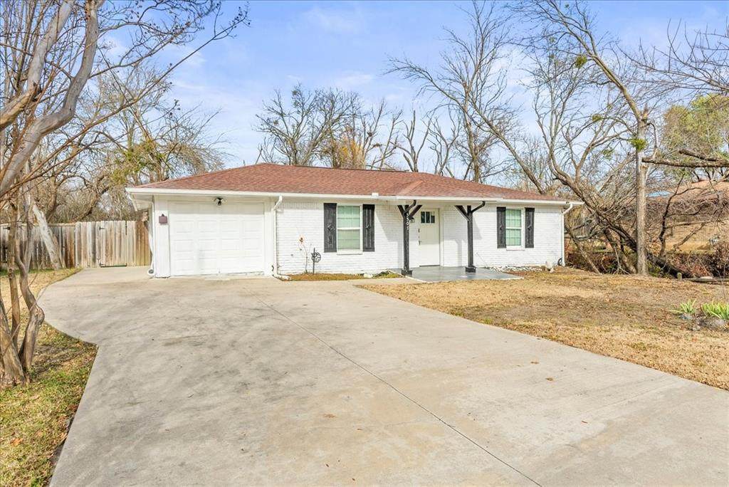5507 Alexander Street - Photo 1
