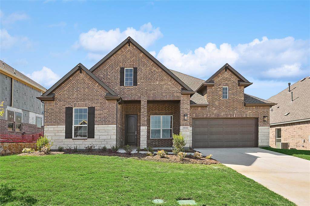 313 Trinity Court - Photo 1