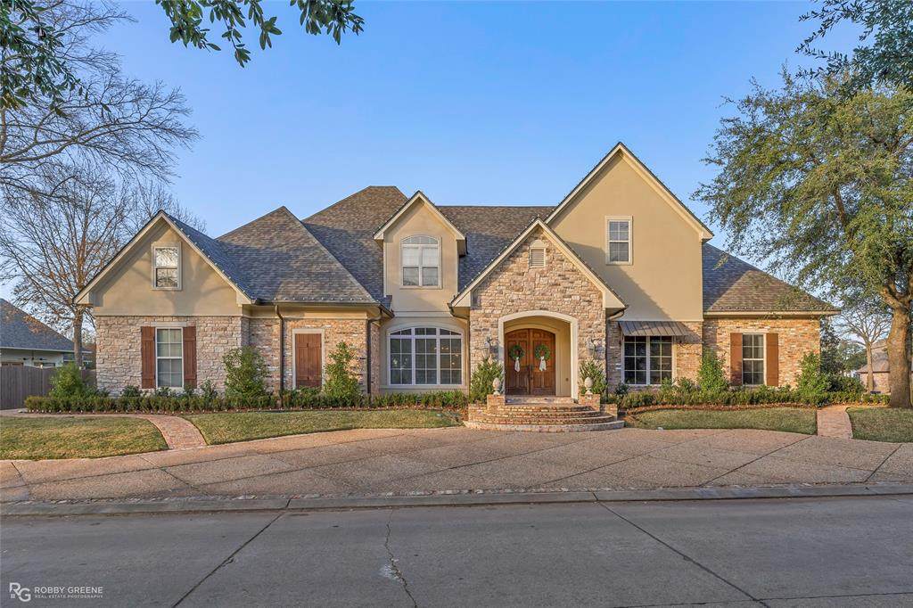200 Evangeline Walk - Photo 1
