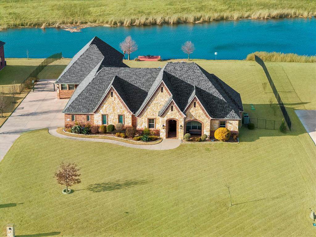 11143 Hancock Avenue - Photo 1