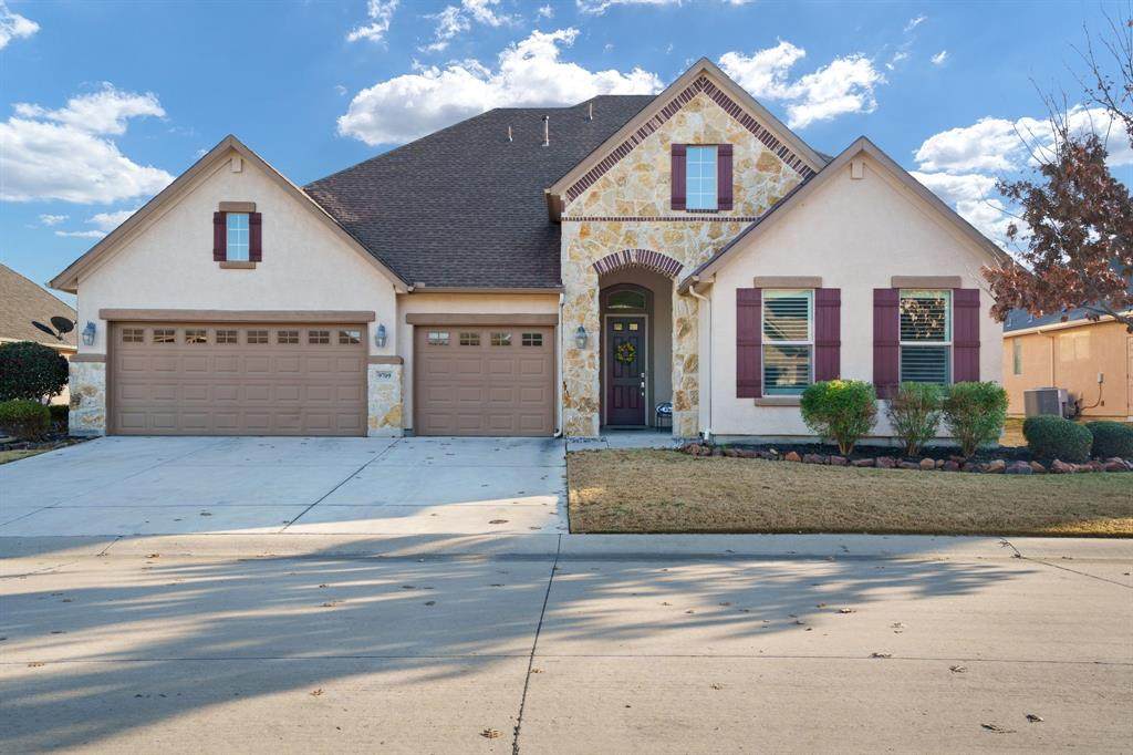 9709 Stonewood Drive - Photo 1