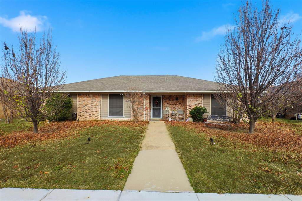 1519 Rocky Point Drive - Photo 1