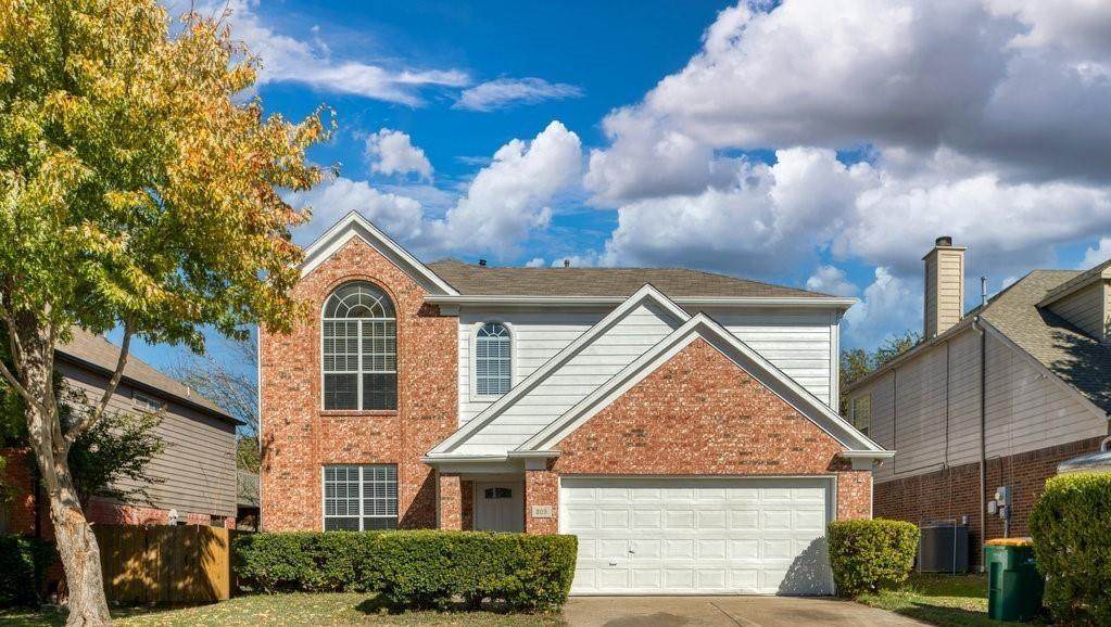 309 Pinnacle Drive - Photo 1