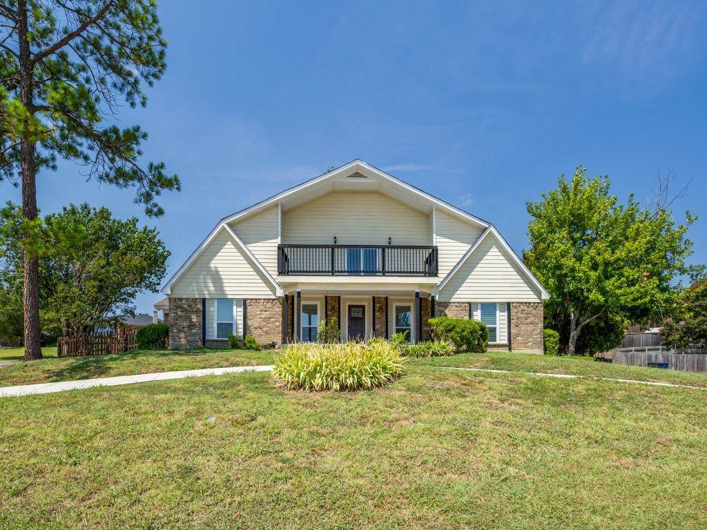 2226 Meadowview Drive - Photo 1