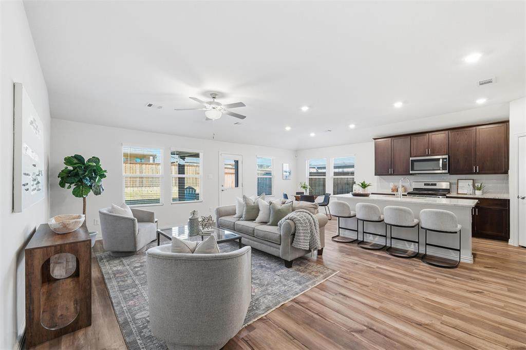 10424 Colina Drive - Photo 1