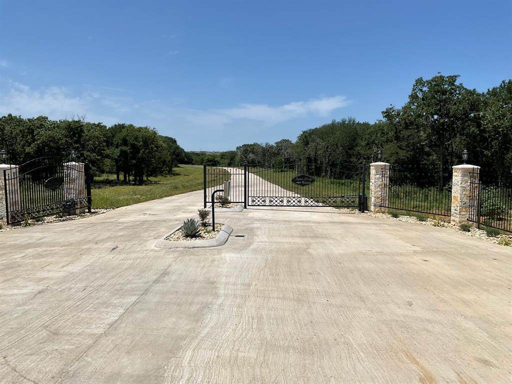 1657 Private Access 60200 - Photo 1