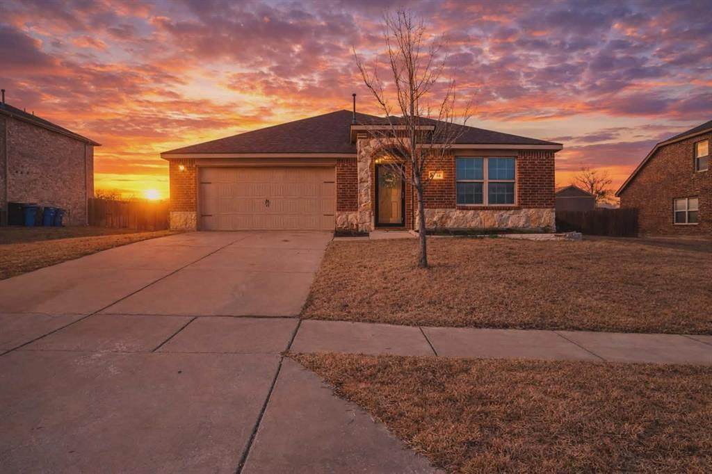 1302 Cedar Hollow Drive - Photo 1