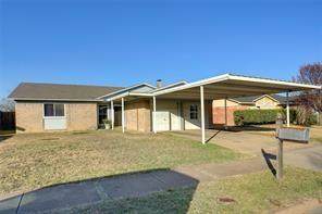 528 Park Center Boulevard - Photo 1